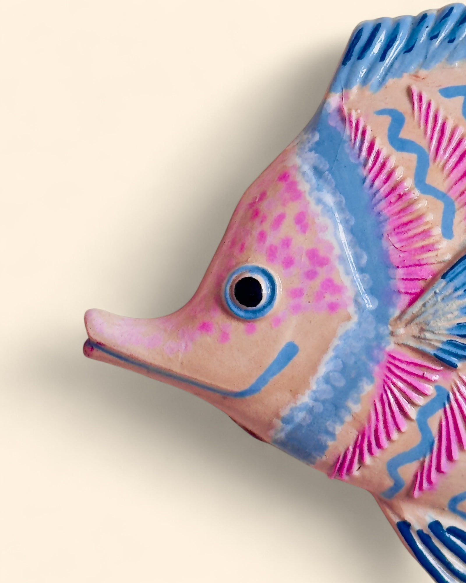 Pez de cerámica artesanal