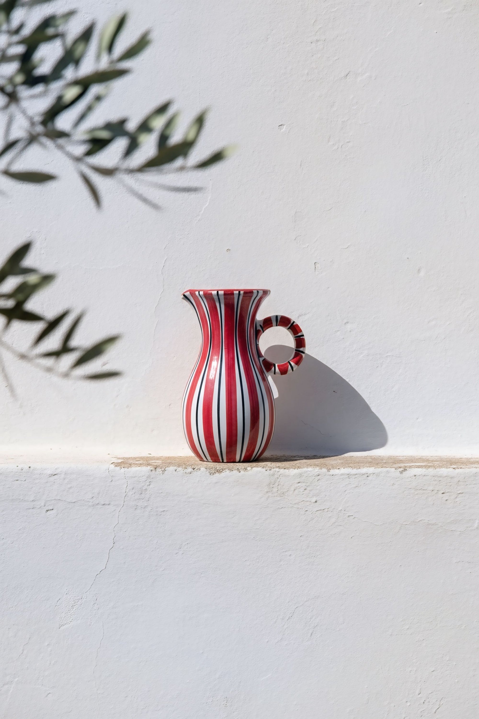 Jarrón rayas rojas