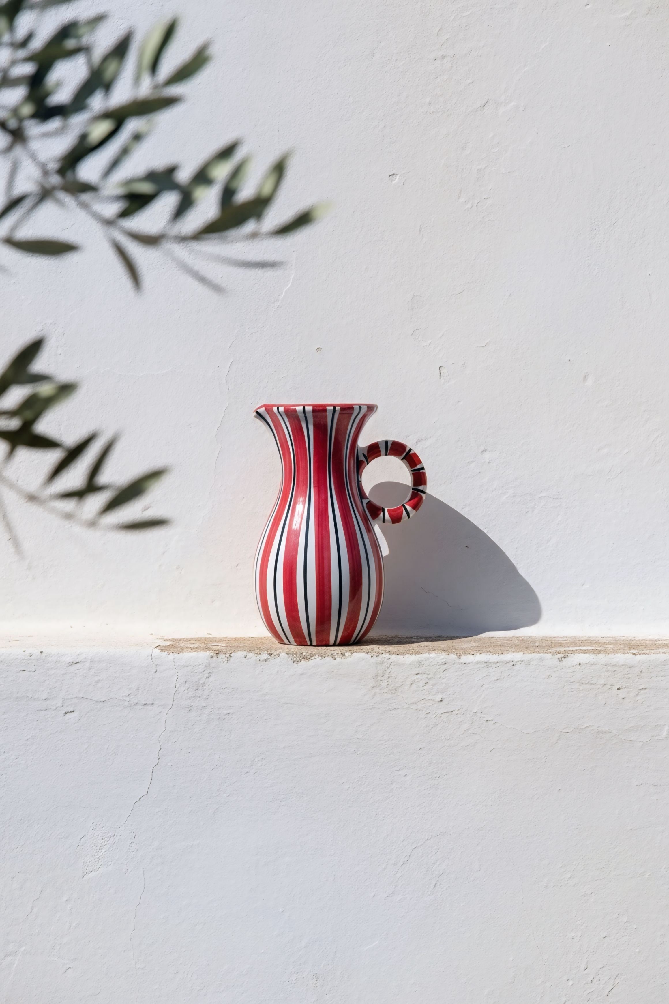 Jarrón rayas rojas