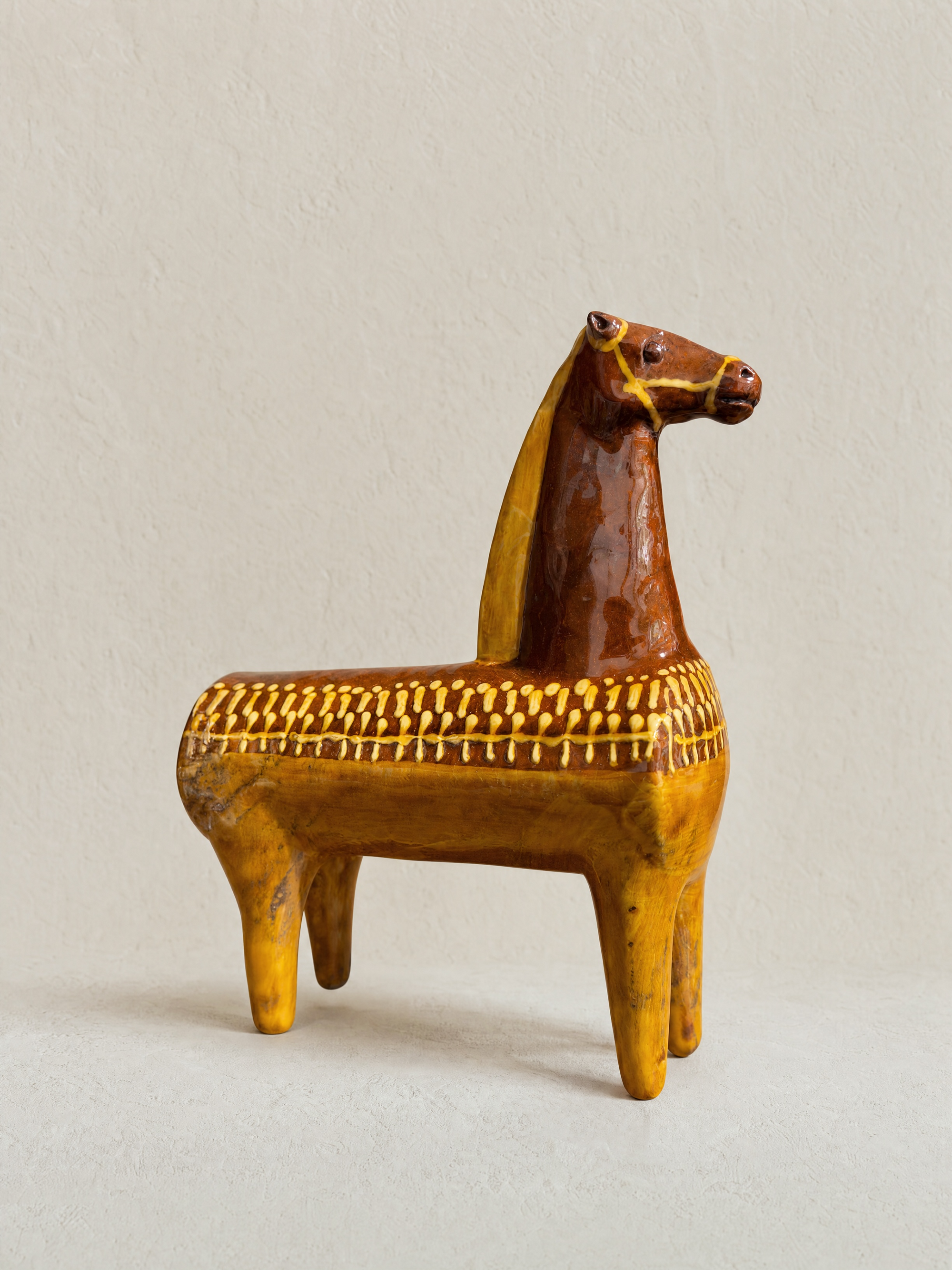 Caballo Decorativo Ocre