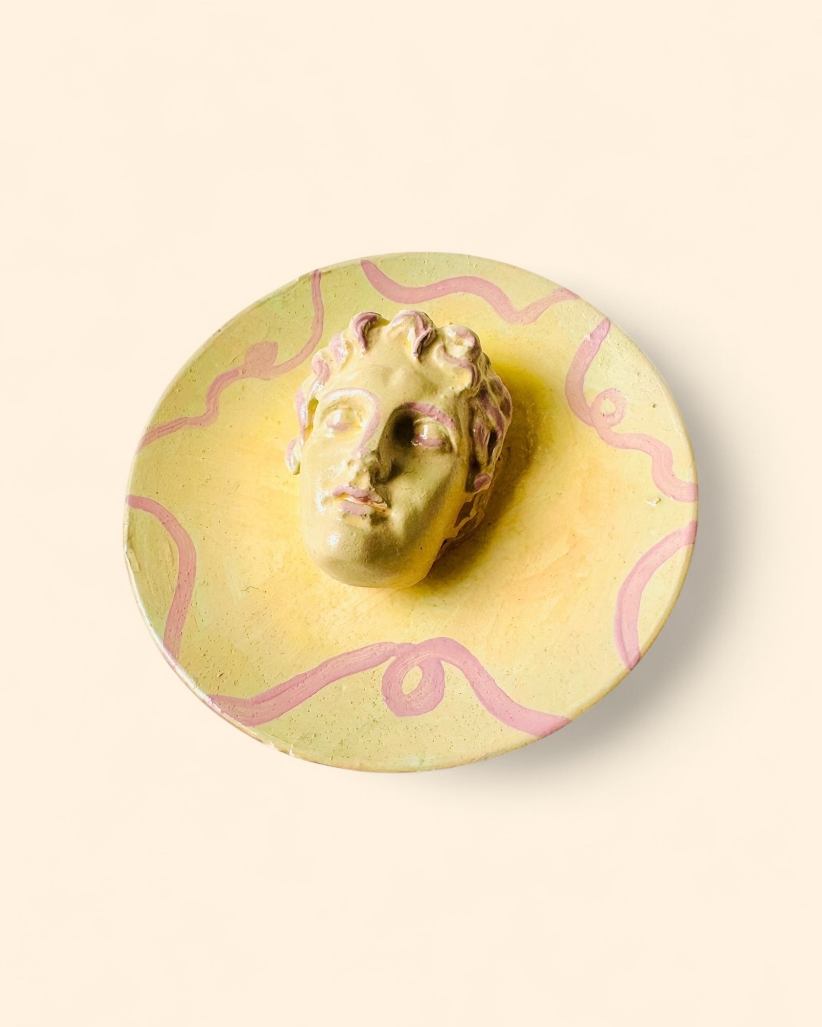 Plato "Apolo"