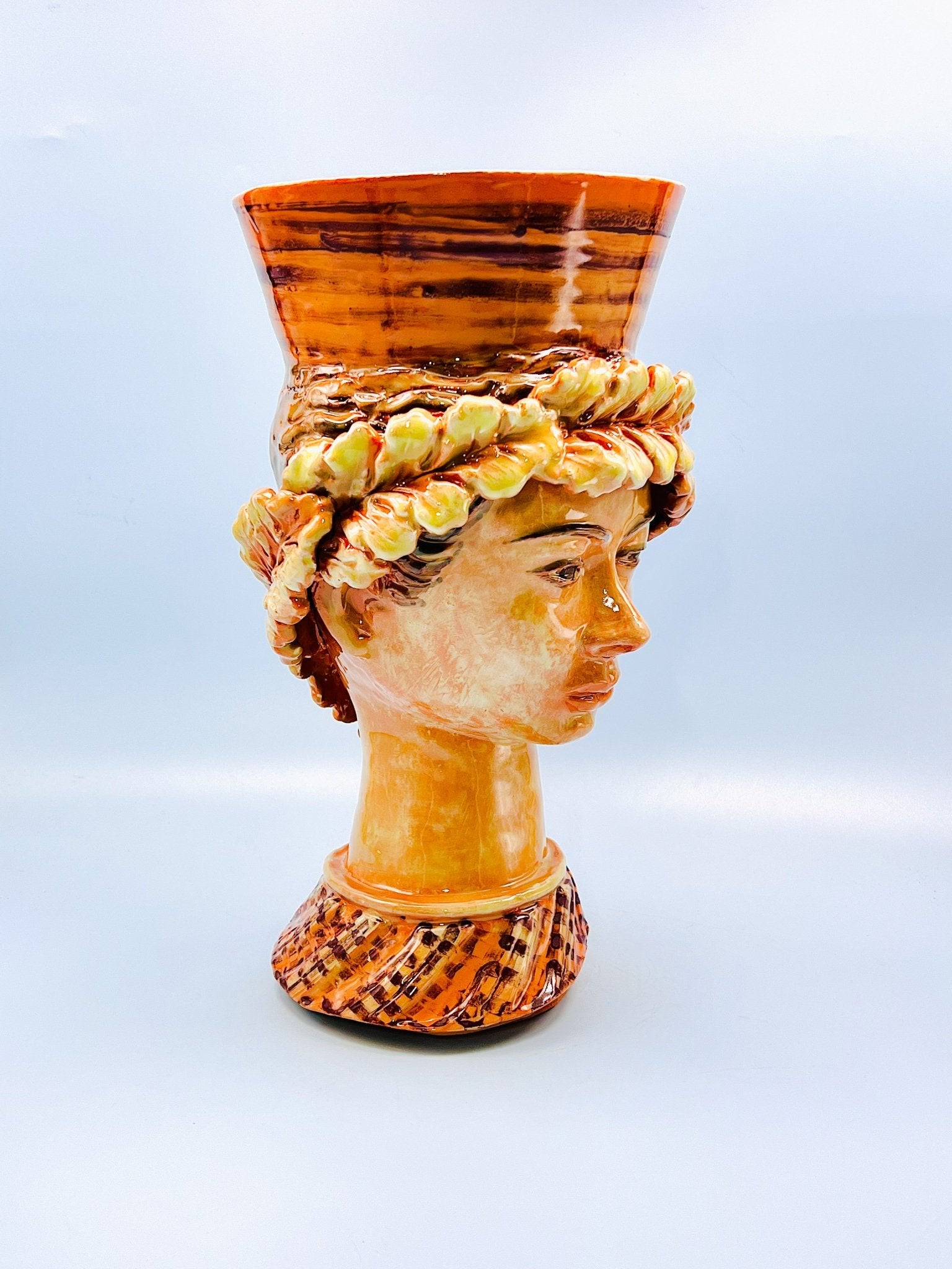 Cabeza de mujer 37cm - moruecoceramicas