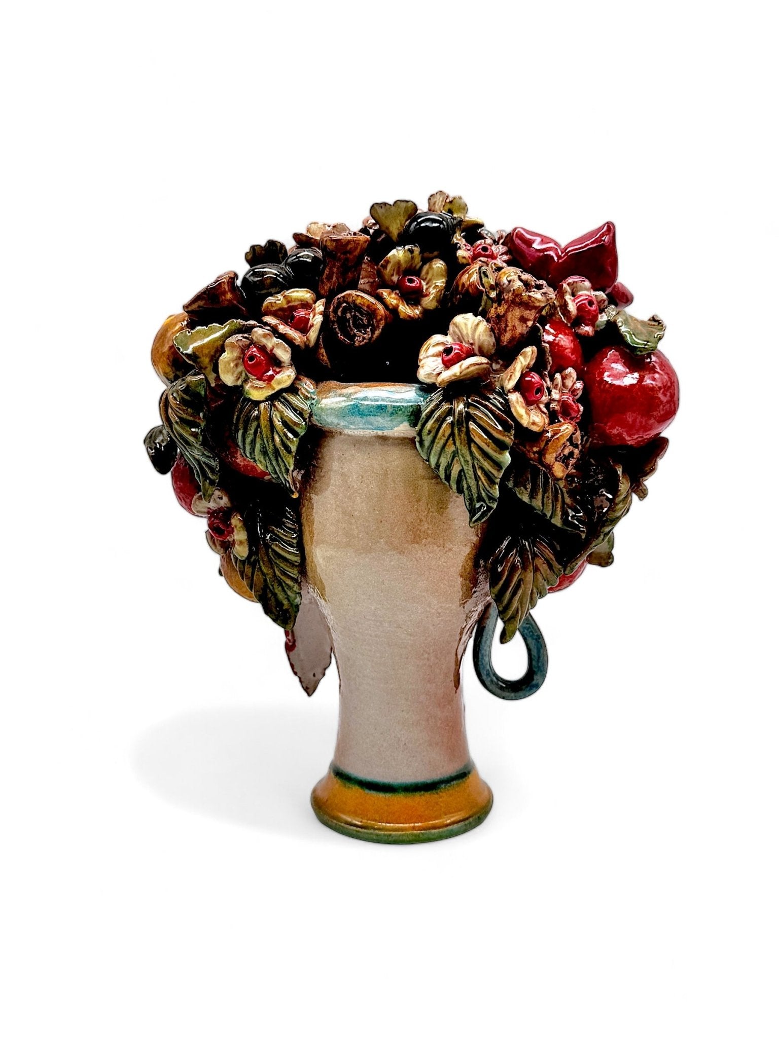 Cabeza de mujer con flores, frutas y pendientes - Morueco Selección - moruecoceramicas