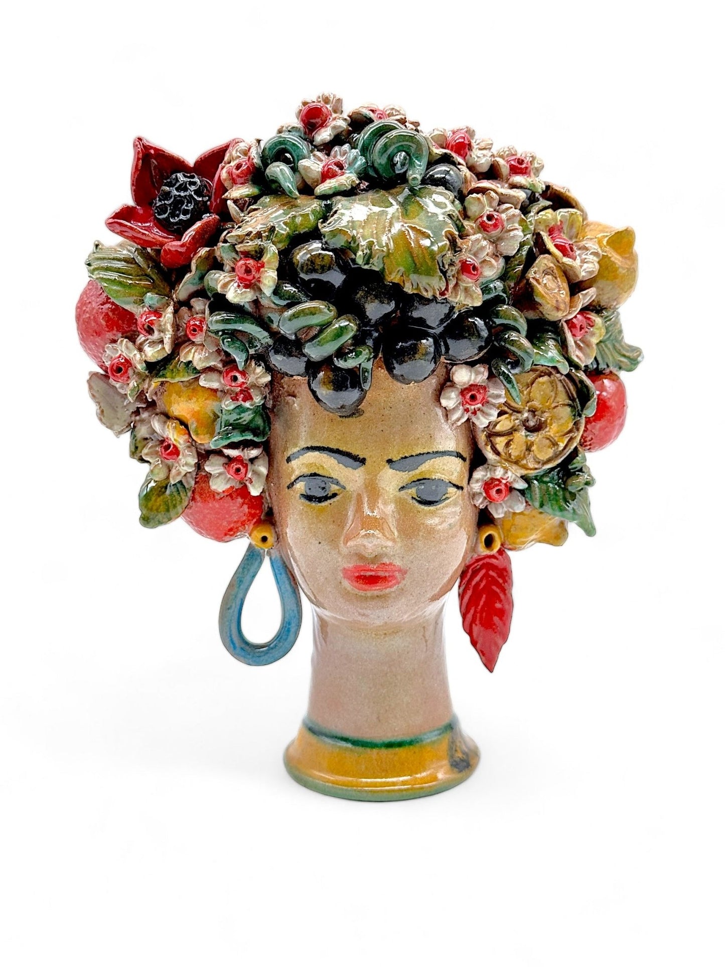 Cabeza de mujer con flores, frutas y pendientes - Morueco Selección - moruecoceramicas