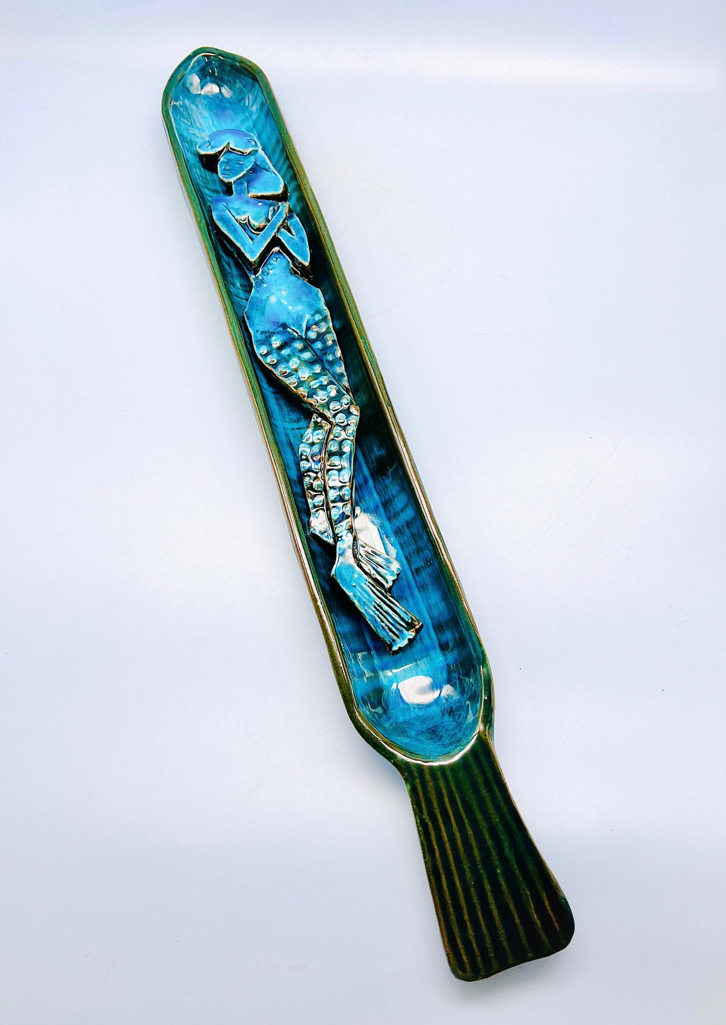 Bandeja pez con sirena en relieve 64,5x8cm