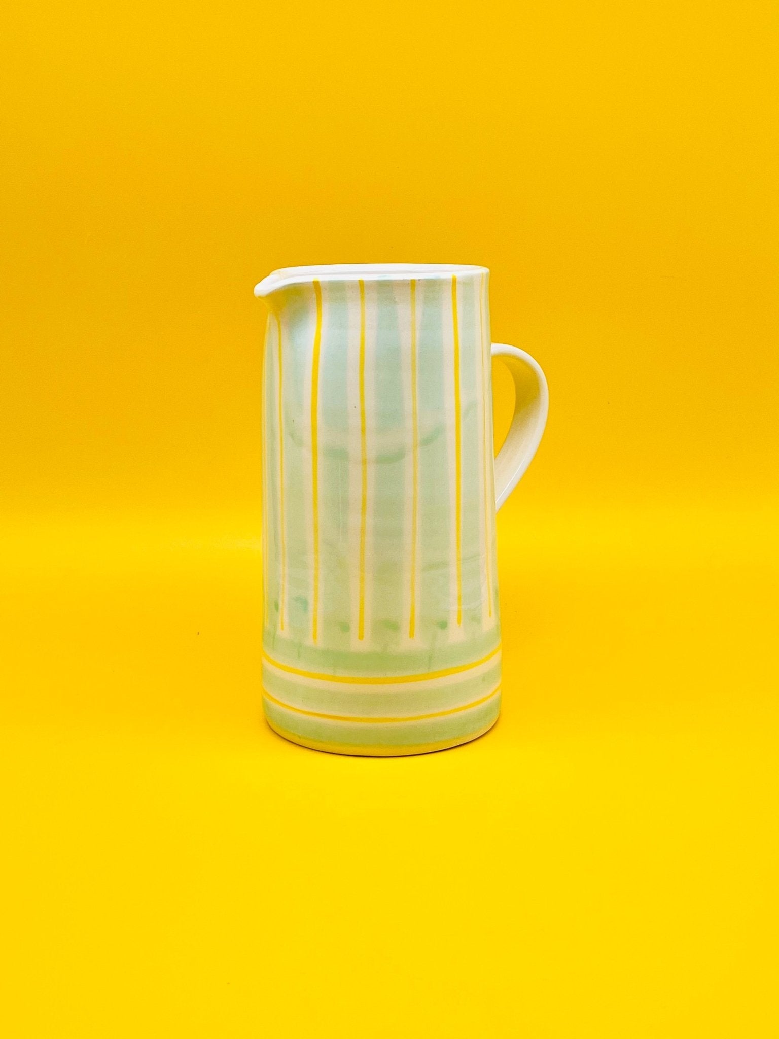 Jarra Yellow-Aqua Stripes Morueco 1,75L - moruecoceramicas