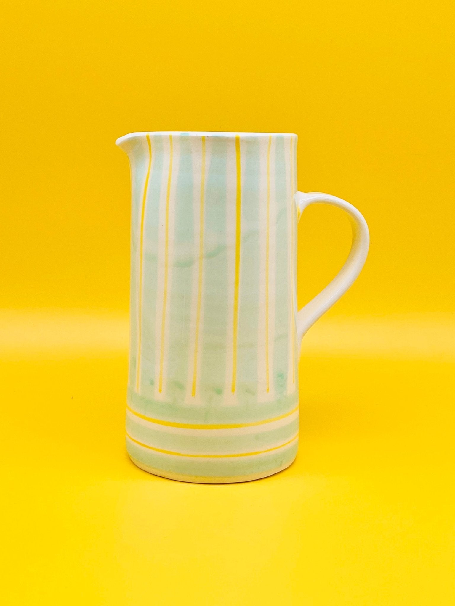 Jarra Yellow-Aqua Stripes Morueco 1,75L - moruecoceramicas