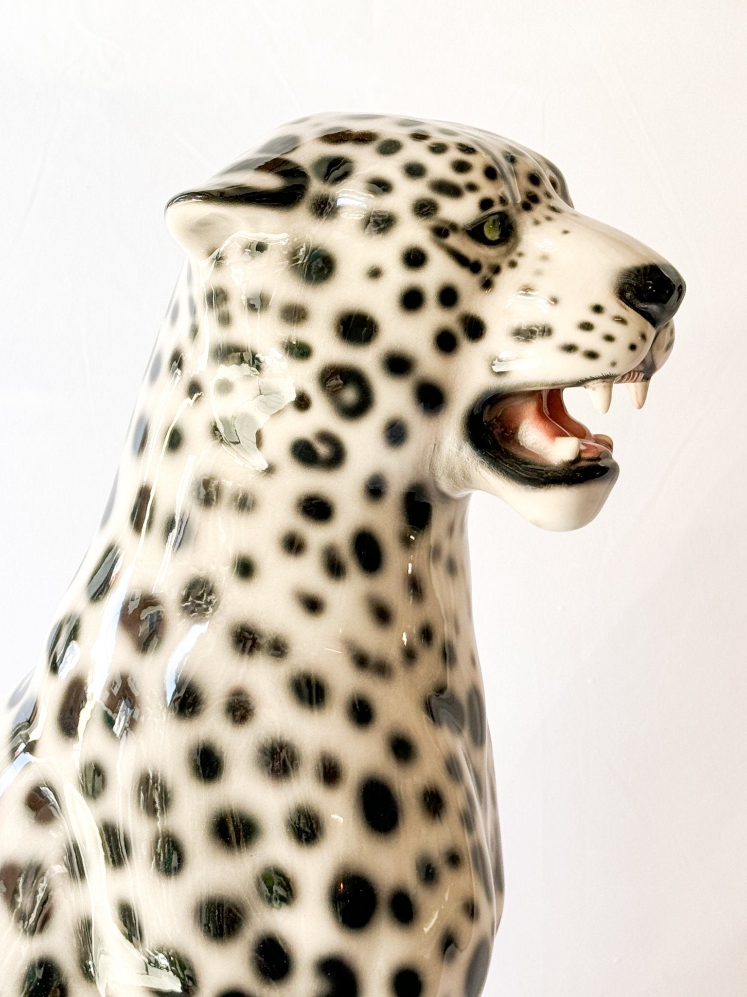 Leopardo de las nieves (71cm) - moruecoceramicas