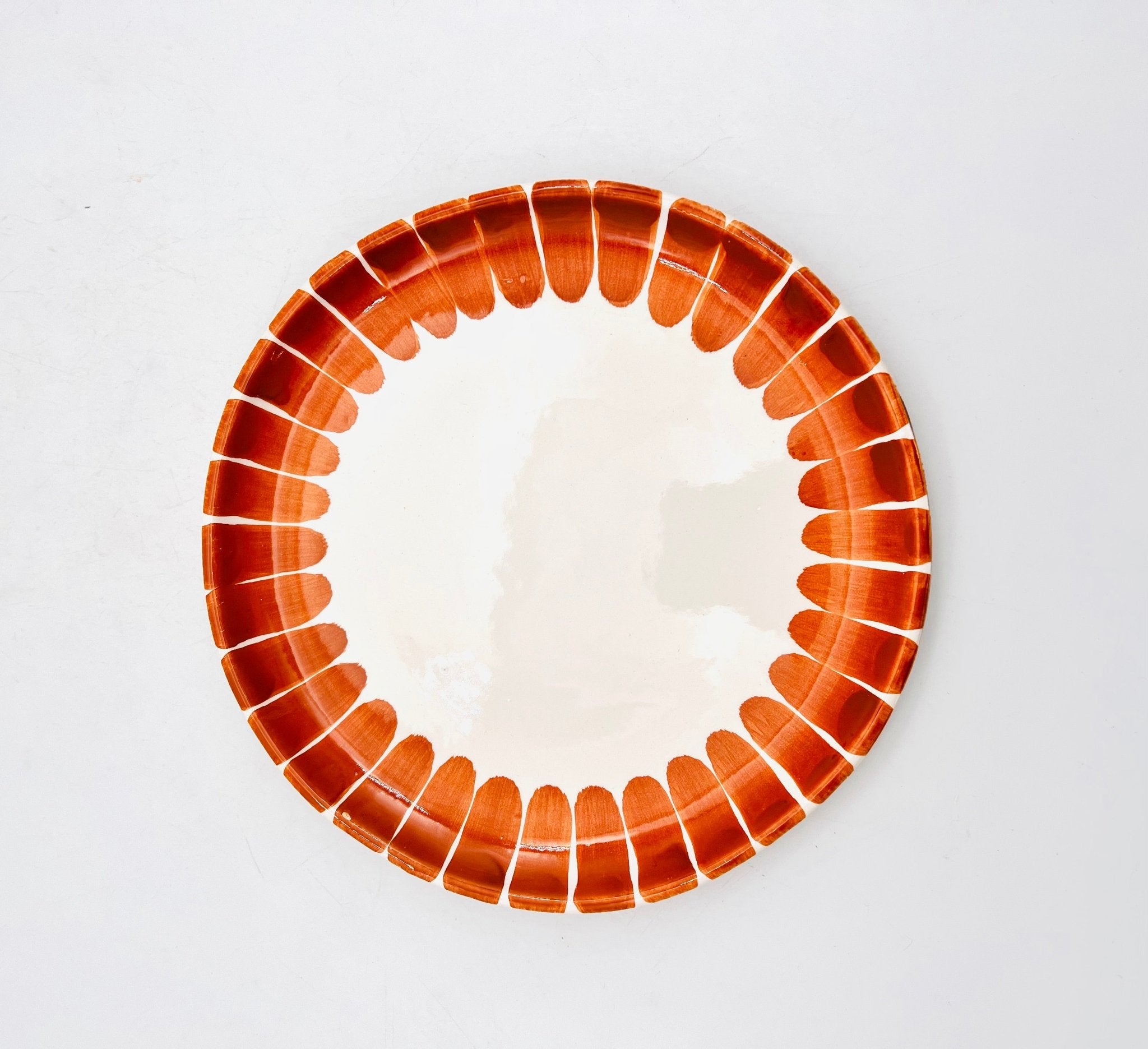 Plato decorado pétalos 20cm (varios colores) - moruecoceramicas