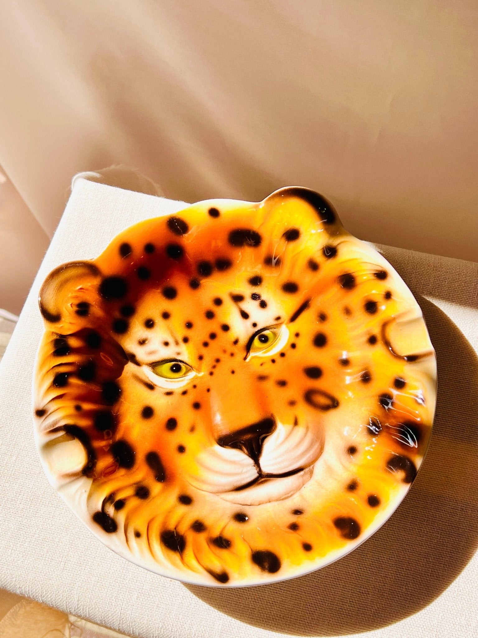 Plato Leopardo Amarillo - moruecoceramicas