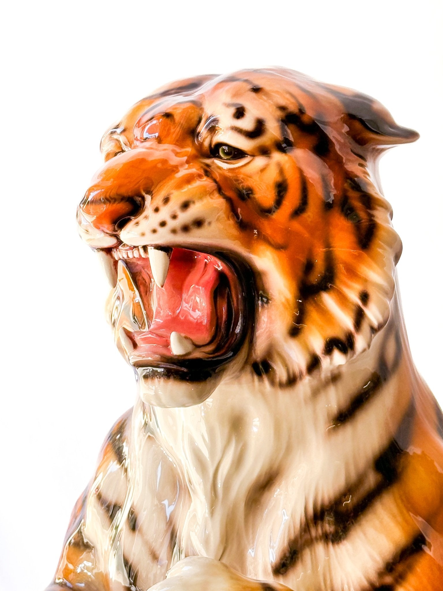 Tigre de Bengala en pie (90cm) - moruecoceramicas