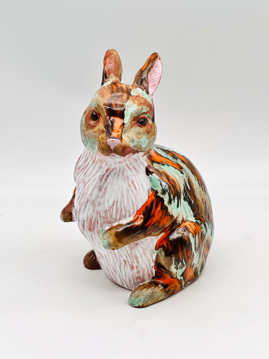 Conejo de cerámica de colores