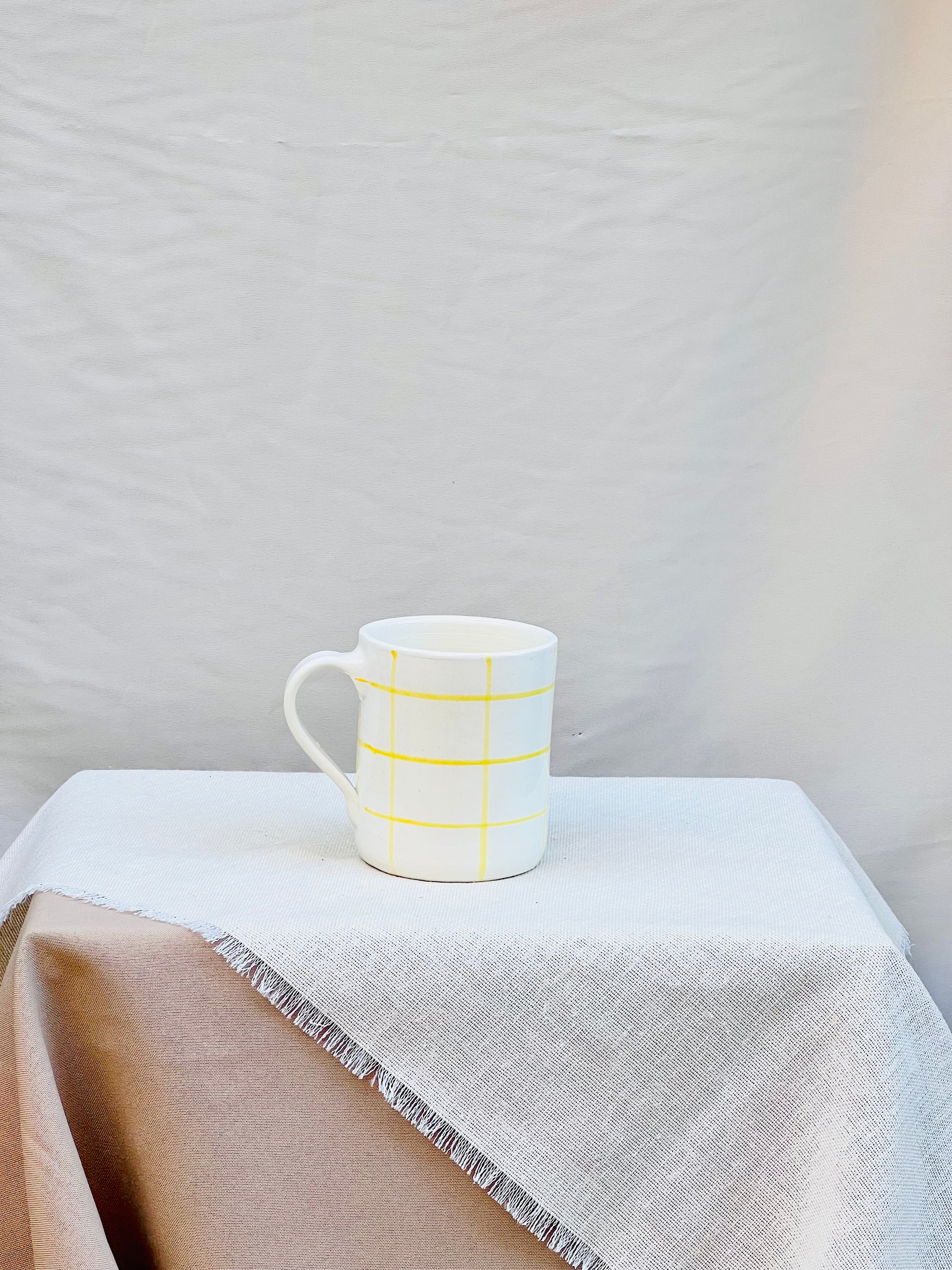 Taza The Grid amarilla