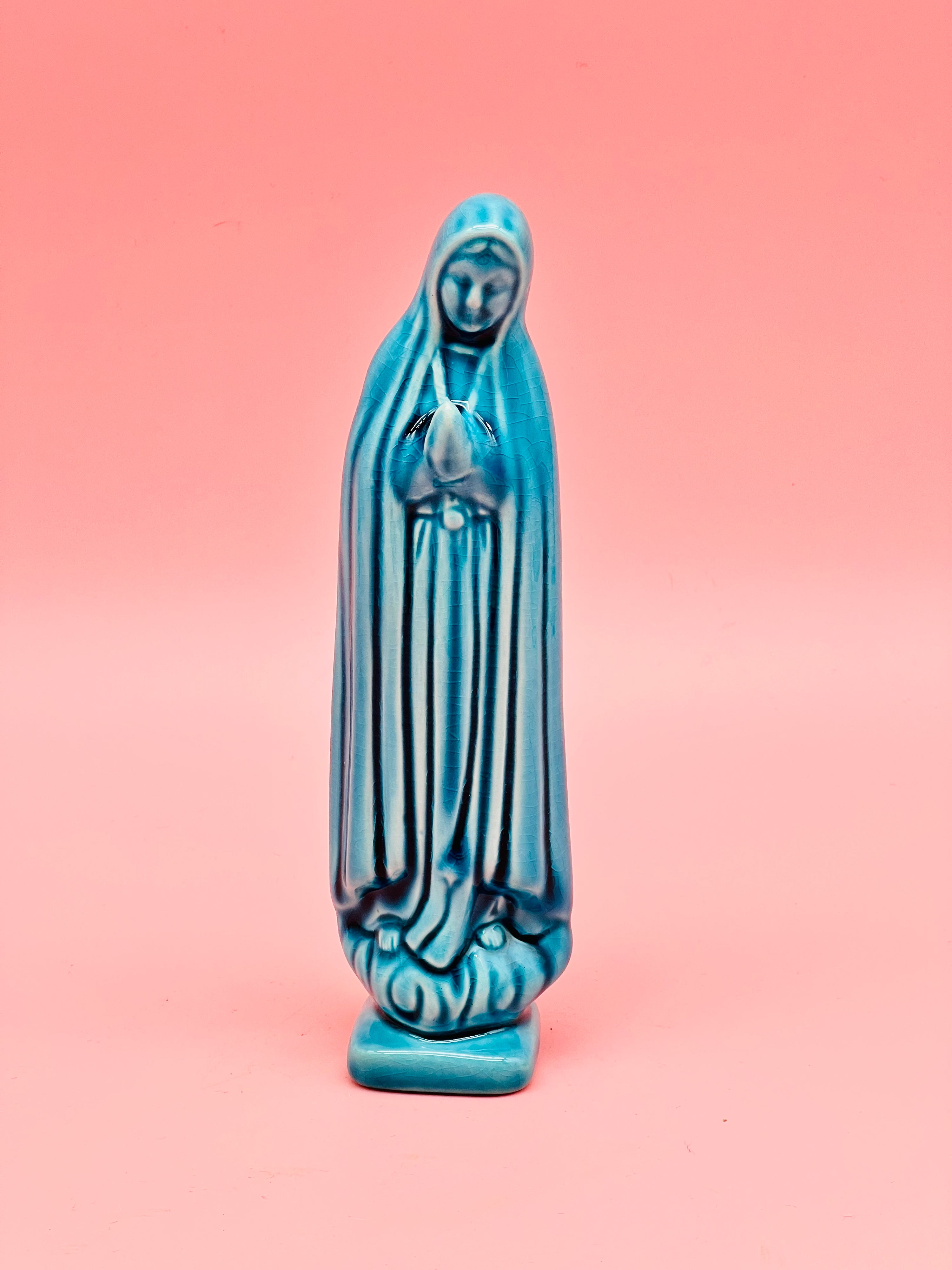 Virgen de cerámica pequeña