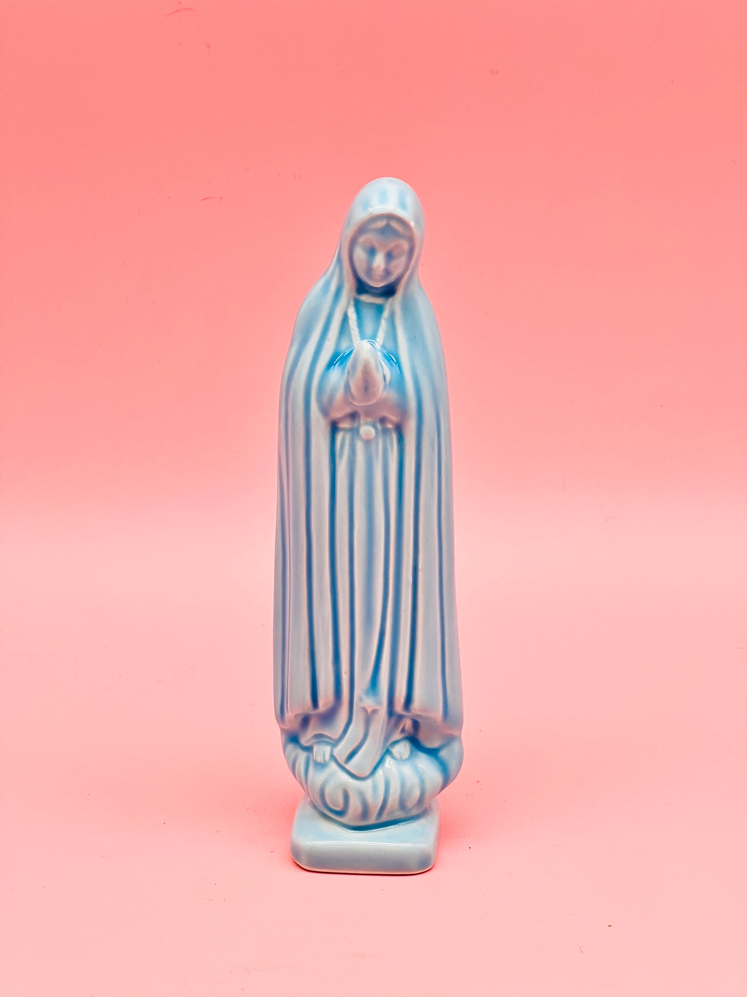 Virgen de cerámica pequeña