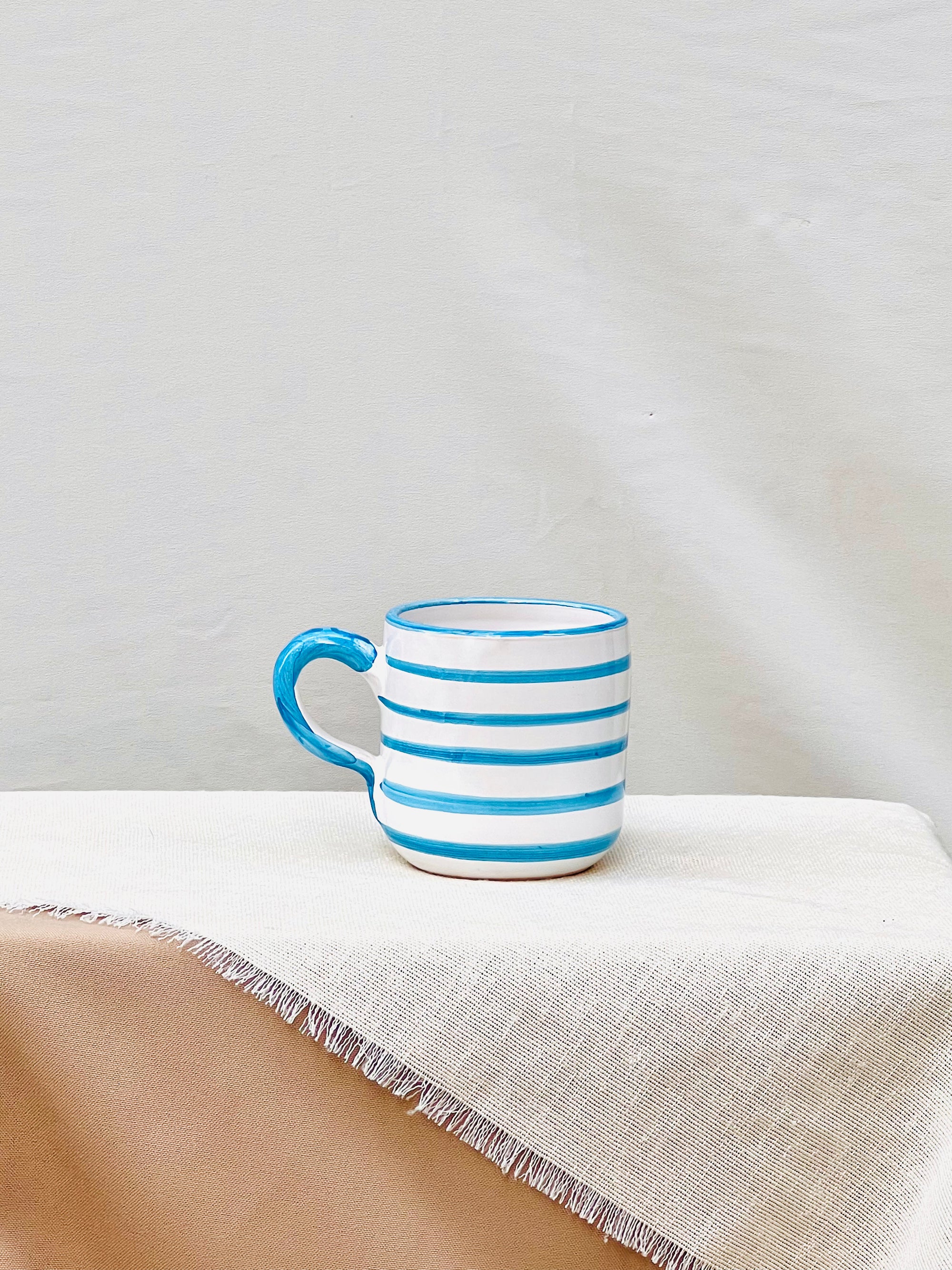 Taza artesanal “La Cala”
