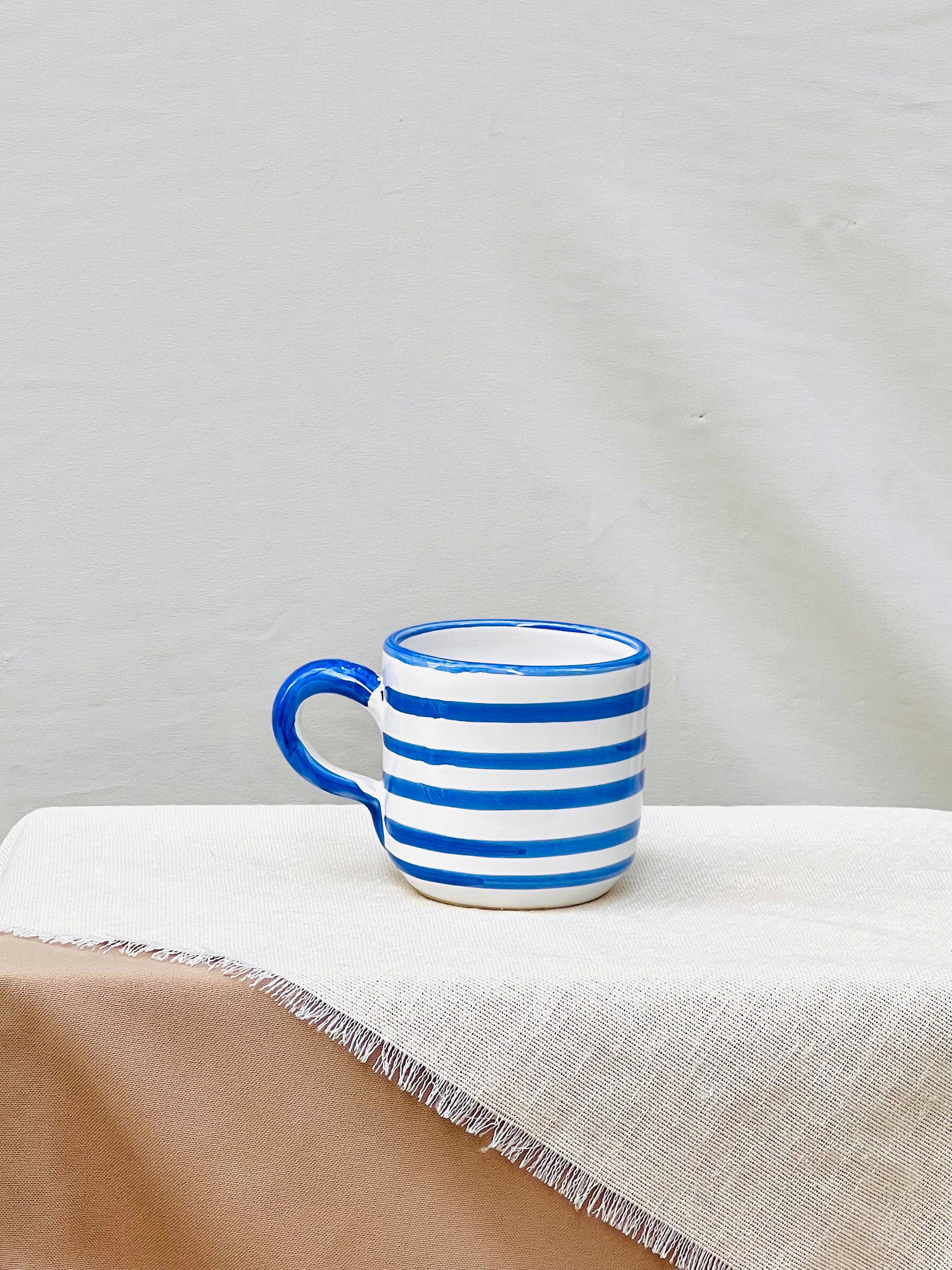 Taza artesanal “La Cala”