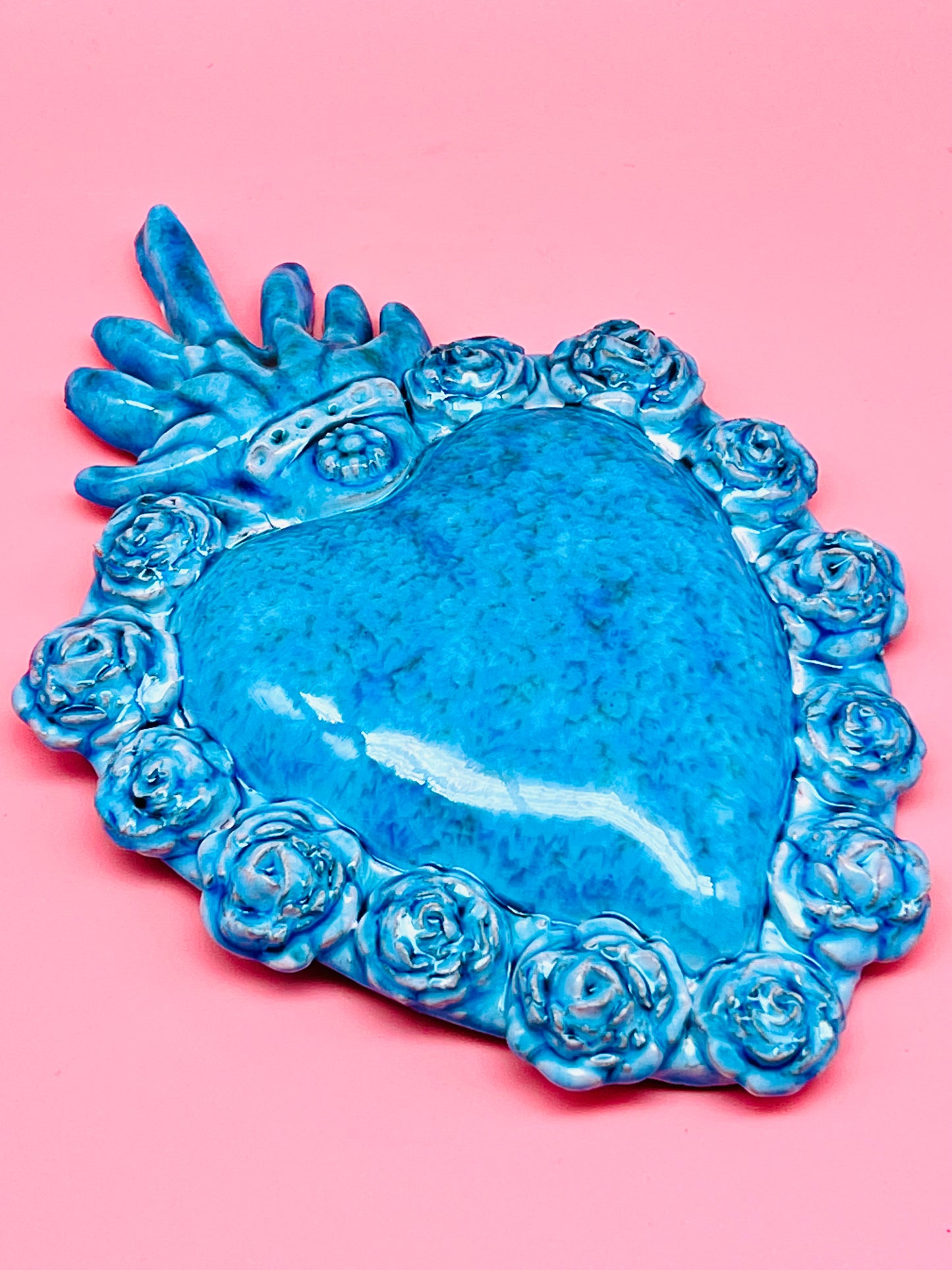 Sagrado corazón de cerámica azul